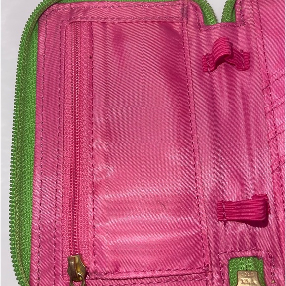 Lily Pulitzer Wristlet - Picture 6 of 11